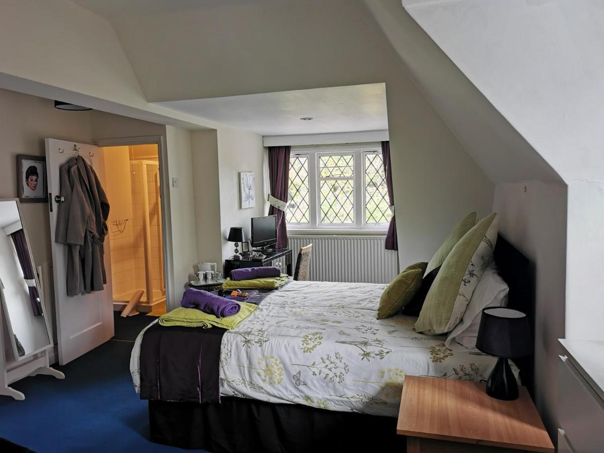 Peaceful Retreat Hideaway Surrey Apartment Esher Exterior photo